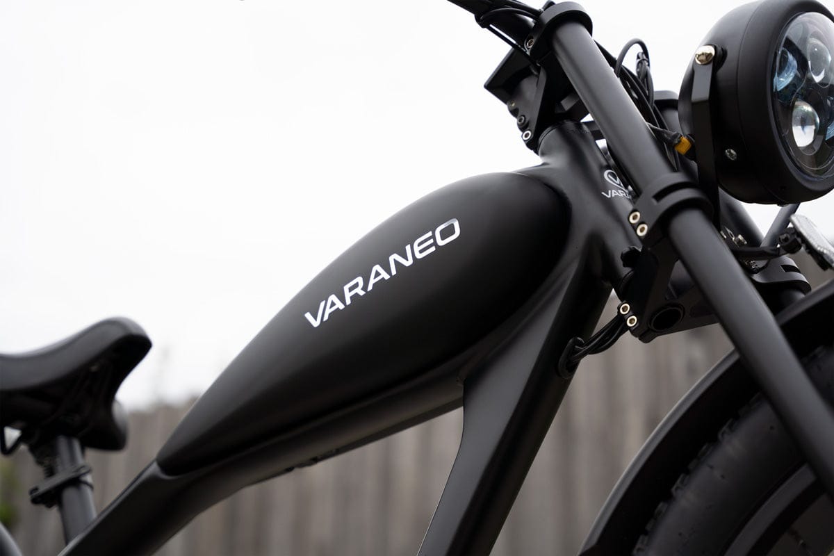 Café Racer E-Bike schwarz