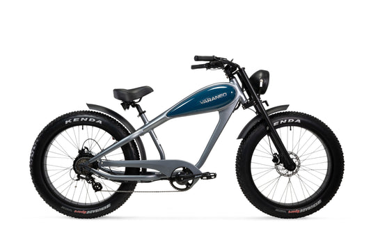 E-Bike im Motorrad-Look blau